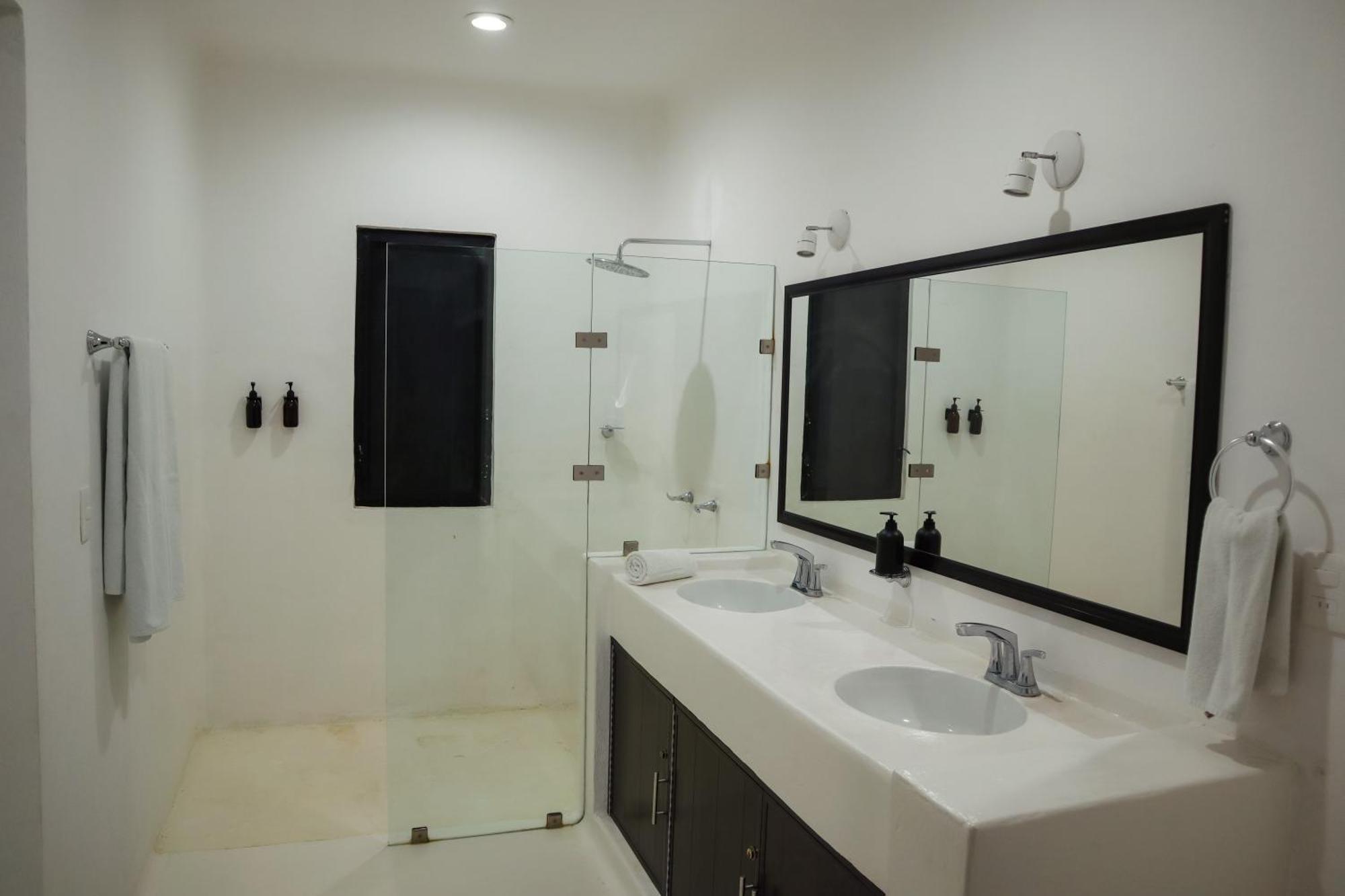 Royal Palm Bacalar Cabanas & Lagoon Club Екстериор снимка